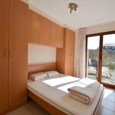 Apartment Plaza A1 A1a02 With Beautiful Private Balcony Oostduinkerke