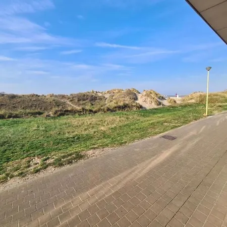 Plaza A1 A1a02 With Beautiful Private Balcony Apartment Oostduinkerke